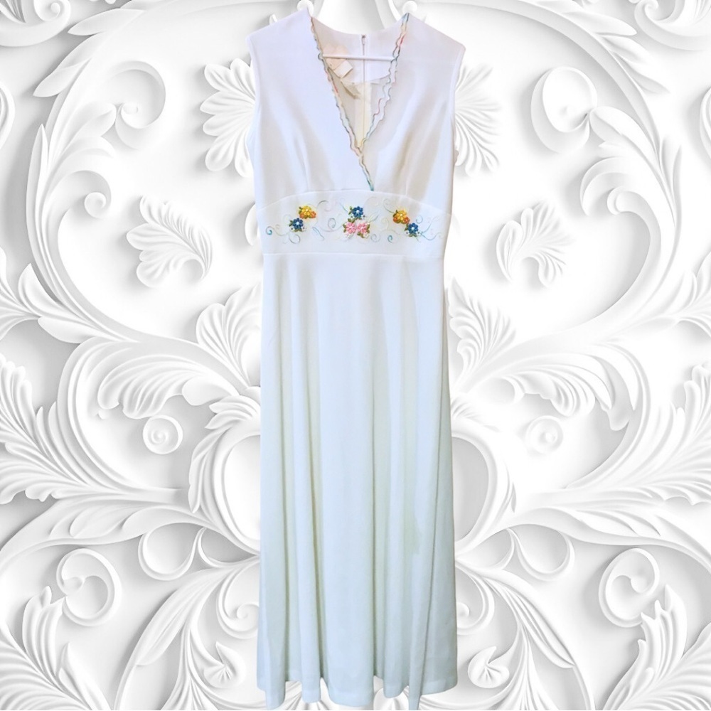 Vintage Toni Todd White Dress/Easter/Wedding Dress With Floral Embroidery